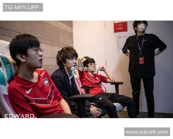 s15电竞总决赛CSGO战术解析EDG盯防体系的关键策略与执行细节