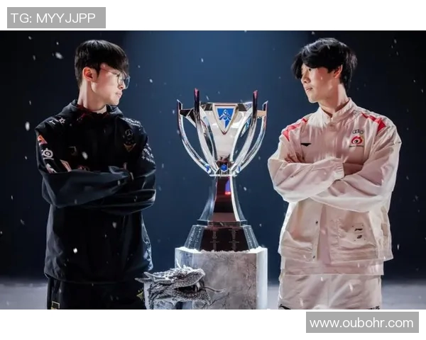 s15电竞总决赛和平精英战术解析LNG中路突破体系的成功之道与策略探讨